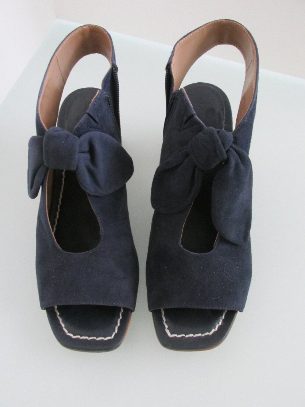 Bernardo "Lizzie" Women's Suede Booties Size 8M